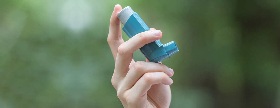 Como fazer o uso correto da bombinha de asma?